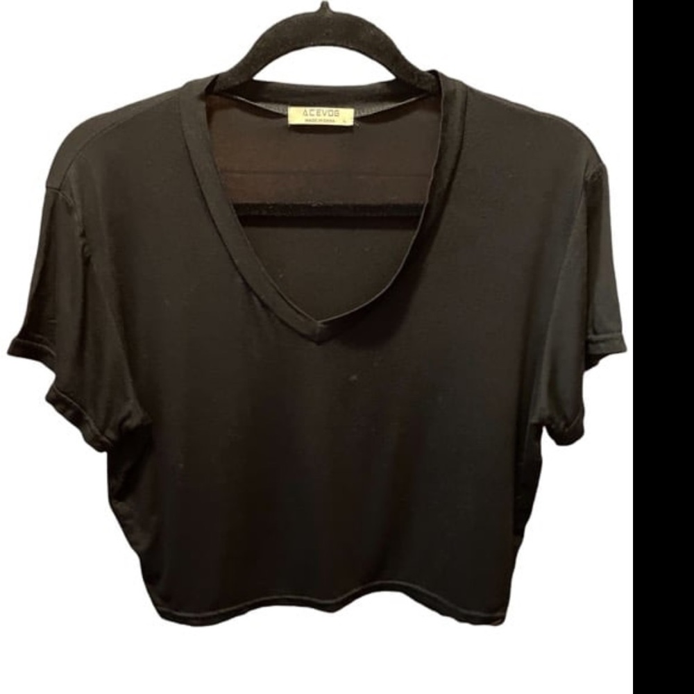 Crop Top Bundle, black and white - Picture 3 of 7